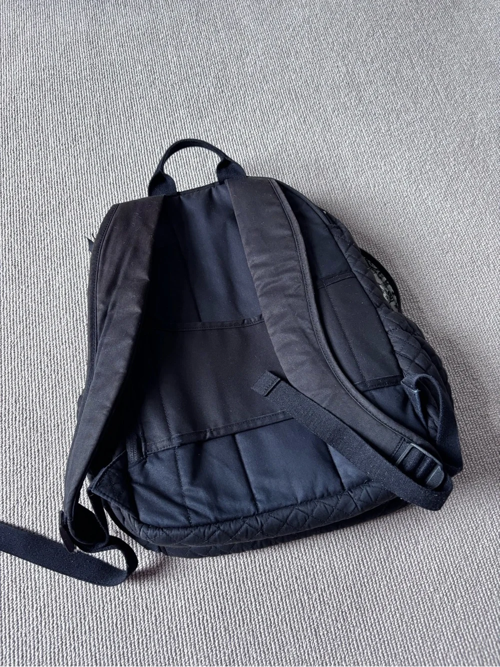 Vera Bradley black quilted